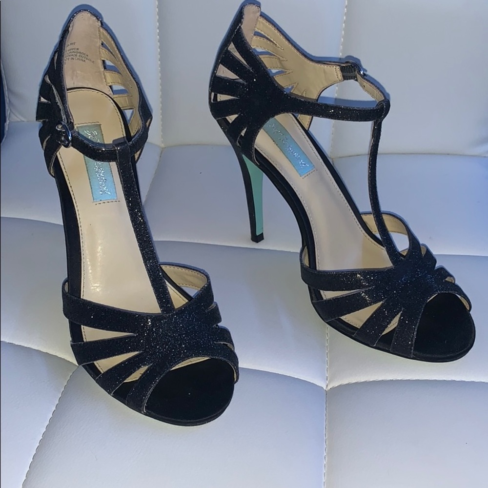 black sparkly formal dress shoes, open toed.